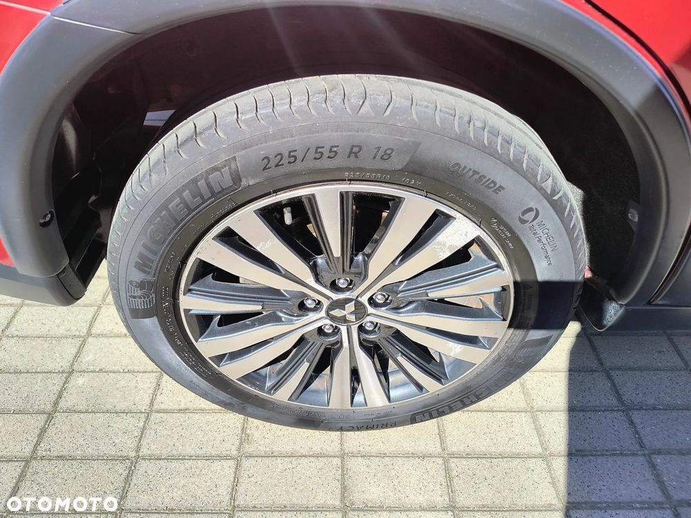 Mitsubishi Outlander 2.0 Intense + 4WD CVT - 8