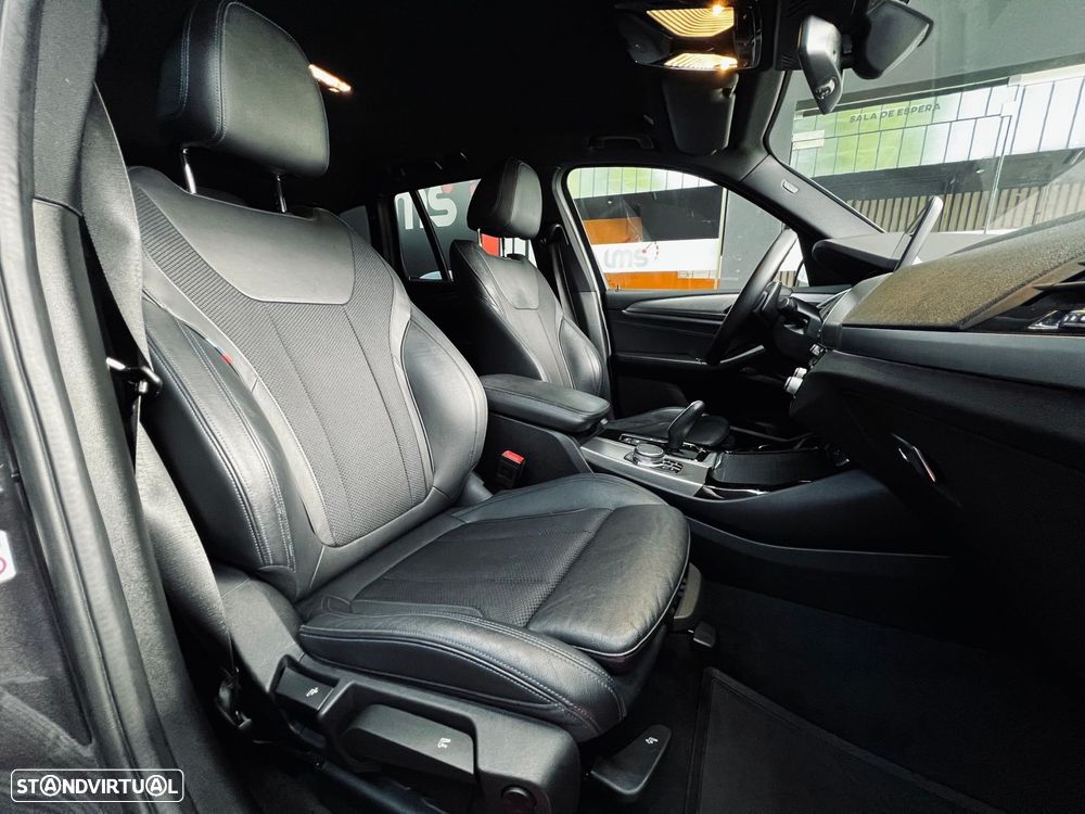 BMW X3 20 d xDrive Pack M - 26