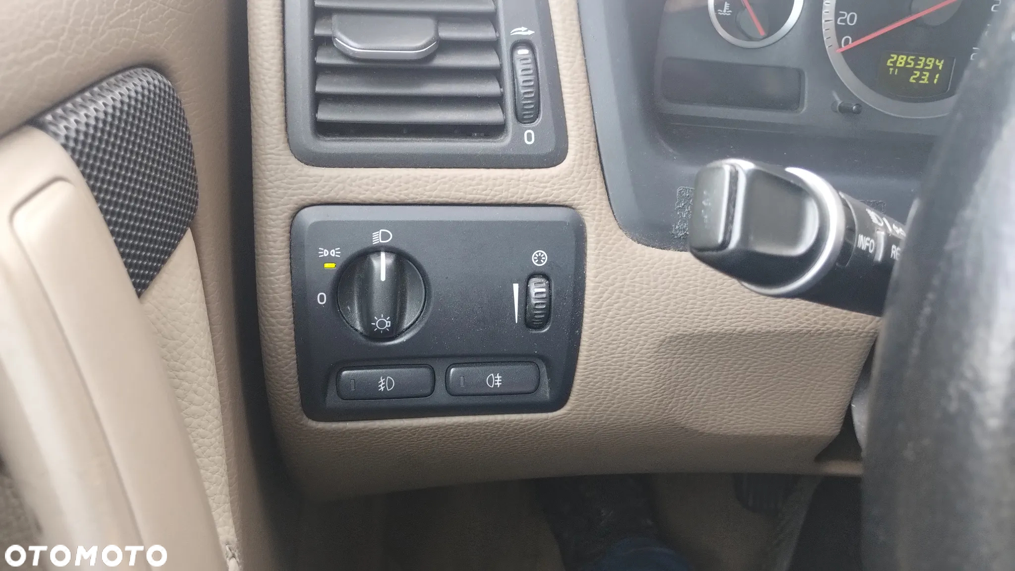 Volvo XC 70 - 12