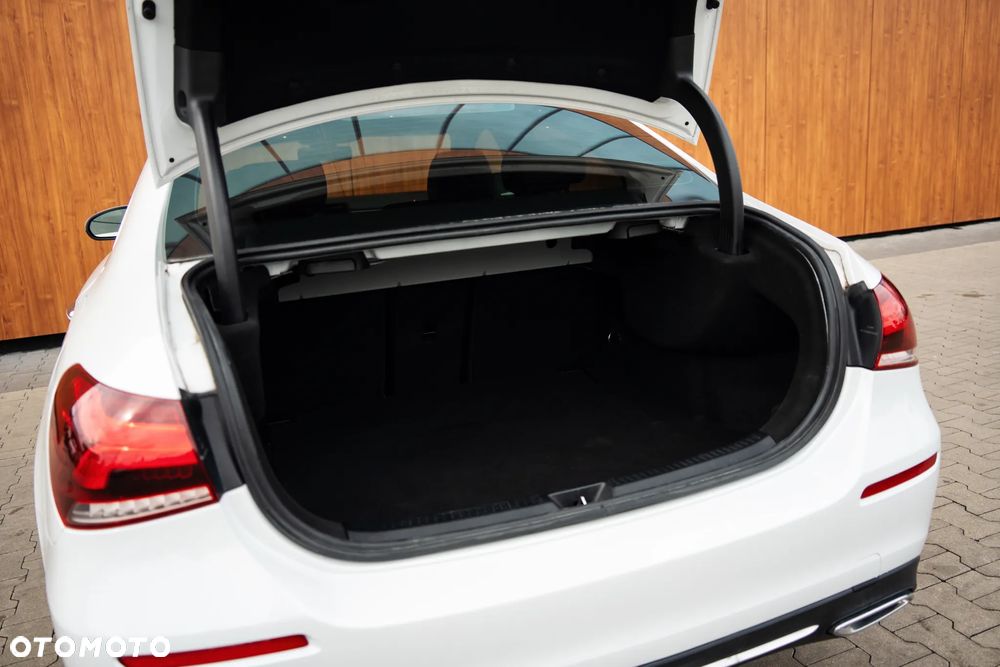 Mercedes-Benz Klasa A 220 7G-DCT Style - 18