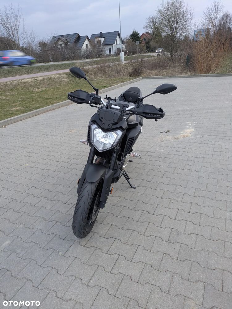 Yamaha MT - 7