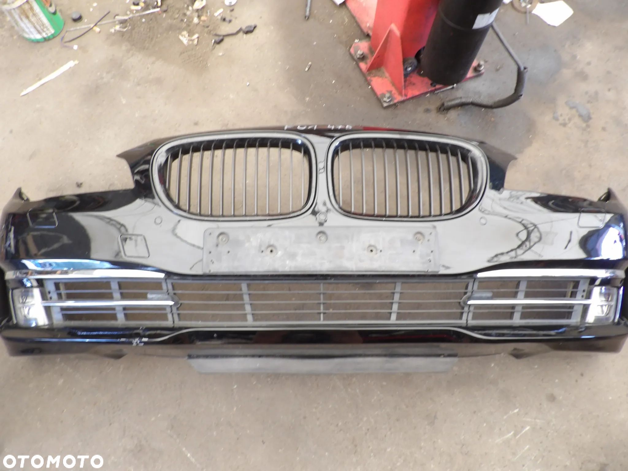 BMW-F01,F02 - LIFT - PRZEDNI ZDERZAK - LUXURY LINE - KOLOR 475 - 1