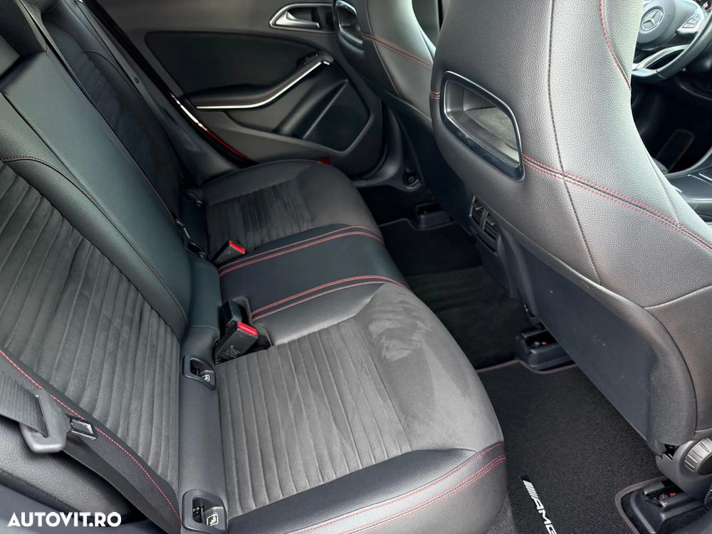 Mercedes-Benz CLA - 16