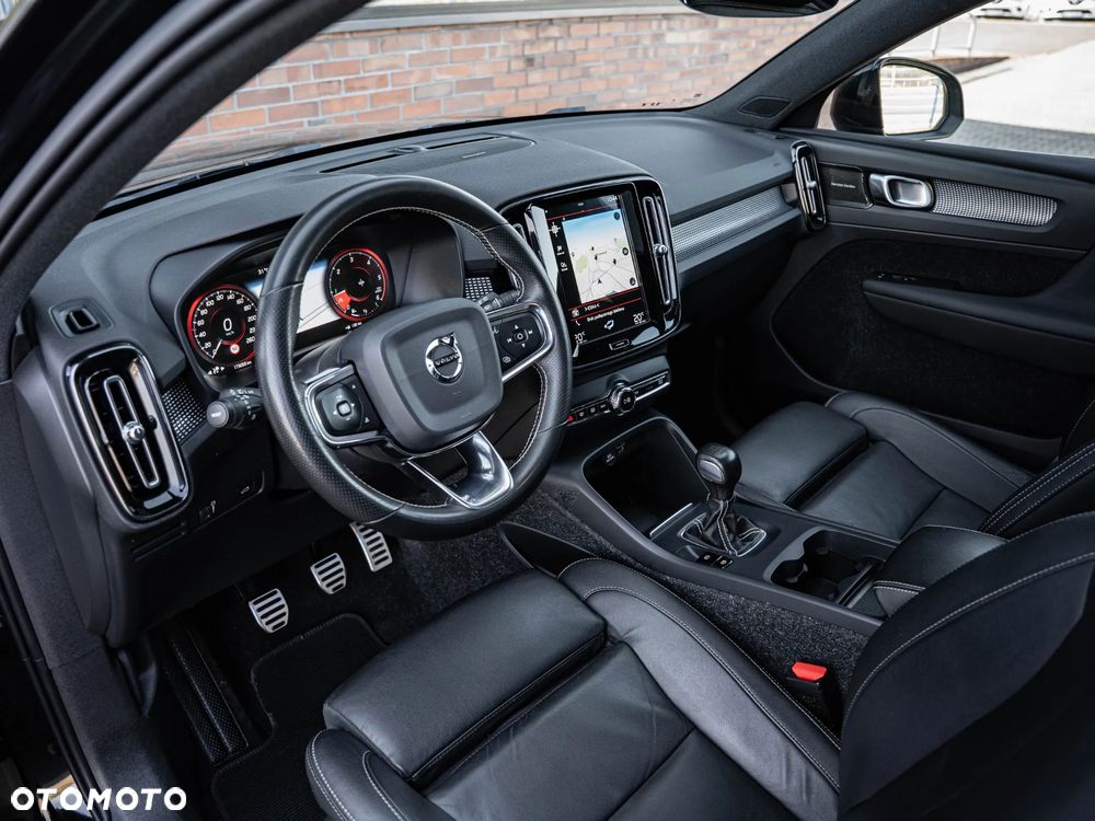 Volvo XC 40 D3 R-Design - 22