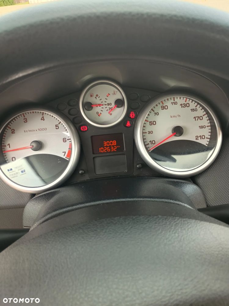 Peugeot 207 - 4