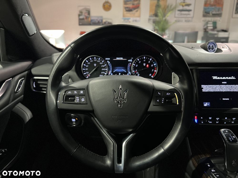Maserati Levante S Granlusso - 14