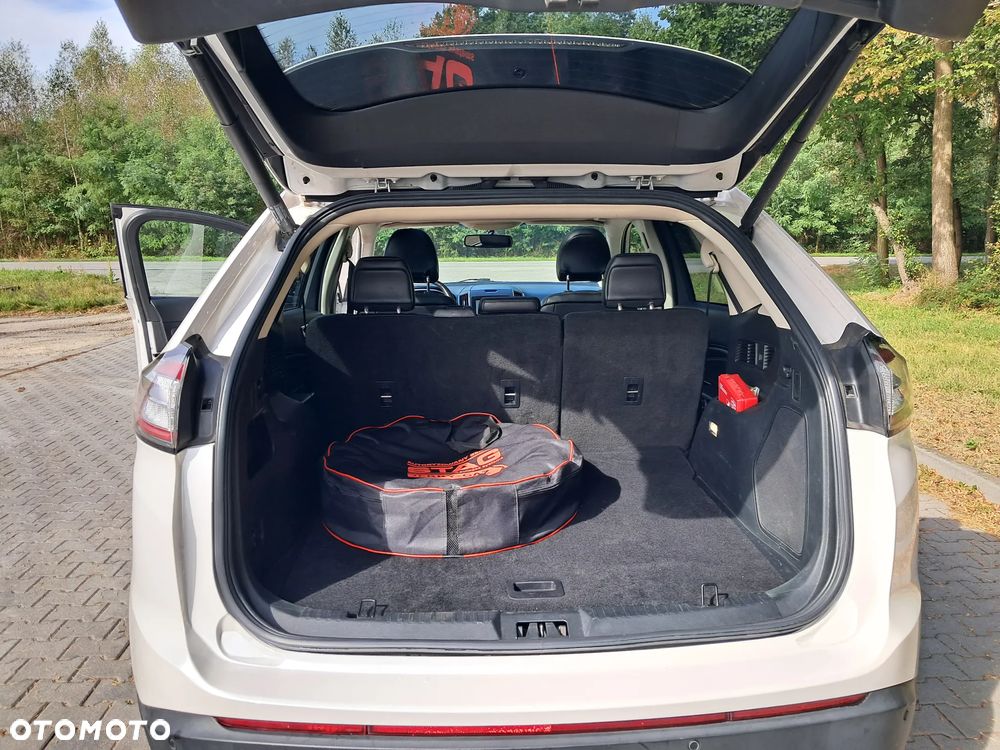 Ford Edge - 18