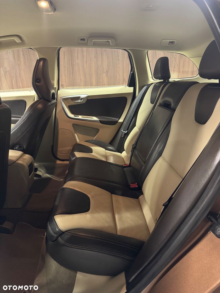Volvo XC 60 - 9