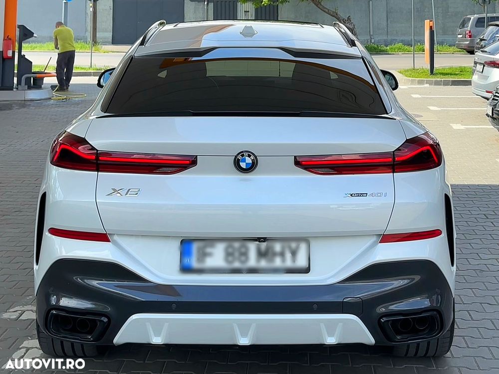 BMW X6 xDrive40i AT MHEV - 12