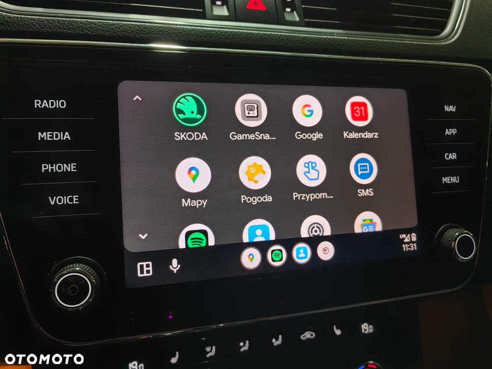 Skoda Superb 2.0 TDI SCR Sportline DSG - 30