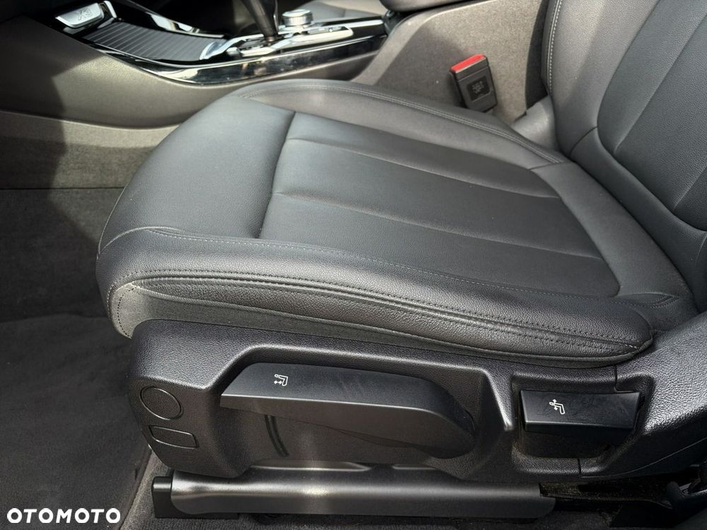 BMW X3 xDrive20i - 13