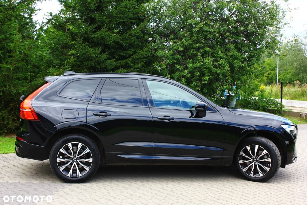 Volvo XC 60 B4 D AWD Plus Dark - 12