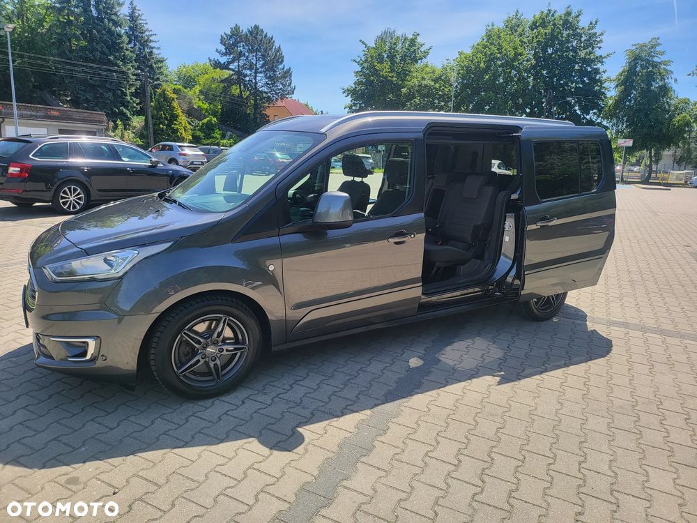 Ford Tourneo Connect Grand - 11