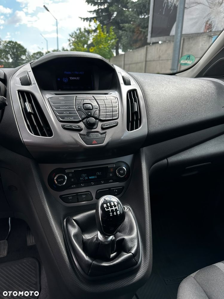 Ford Tourneo Connect Grand - 19