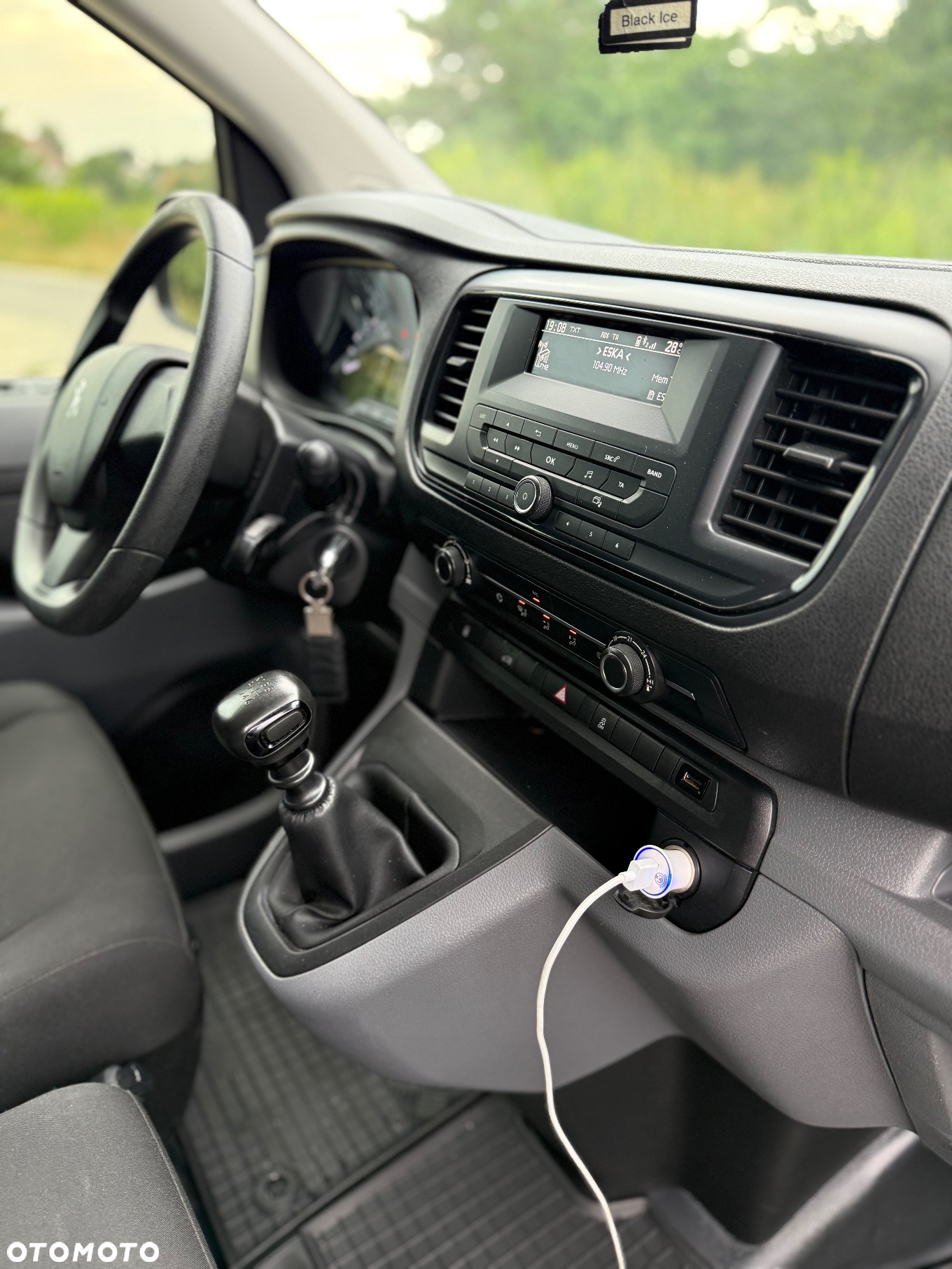 Peugeot Expert 2.0 BlueHDi Standard 3,0t Premium (bryg.) - 12