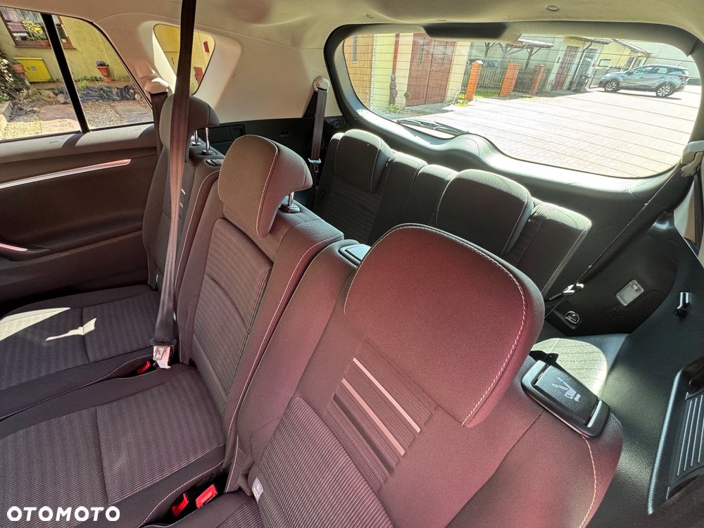 Toyota Verso - 12