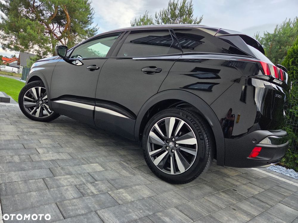 Peugeot 3008 1.5 BlueHDi Allure Pack S&S EAT8 - 26