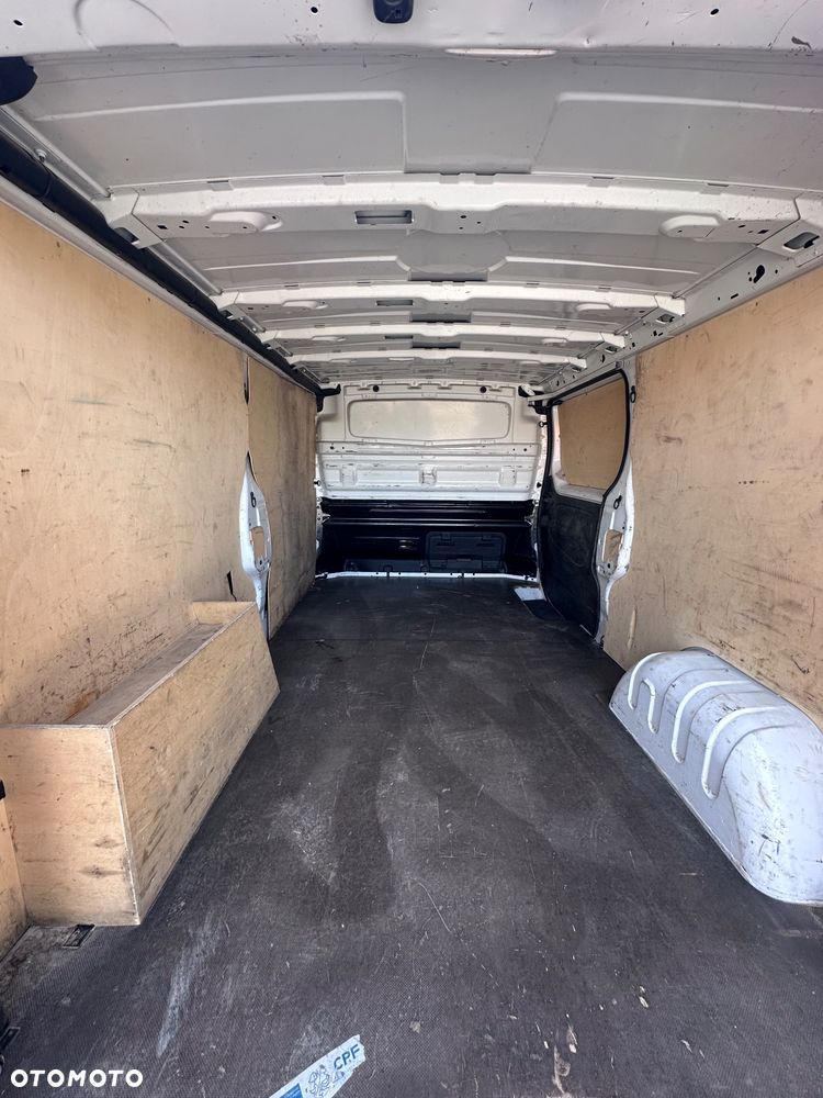 Renault Trafic - 9