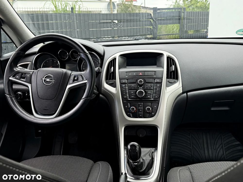 Opel Astra 1.4 Turbo Color Edition - 25