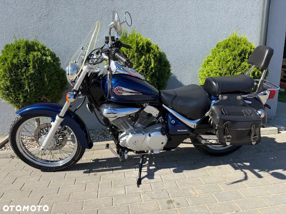 Suzuki Intruder - 35