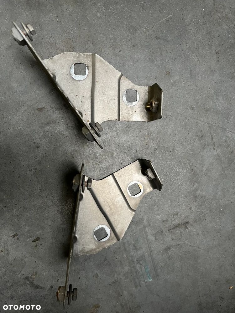 RENAULT TRAFIC III ŚLIZG MOCOWANIE BŁOTNIKA PRAWY/LEWY PRZÓD 47903R - 2