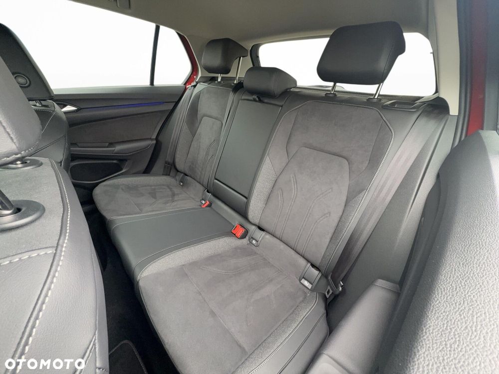 Volkswagen Golf 1.5 eTSI mHEV Life Plus DSG - 32