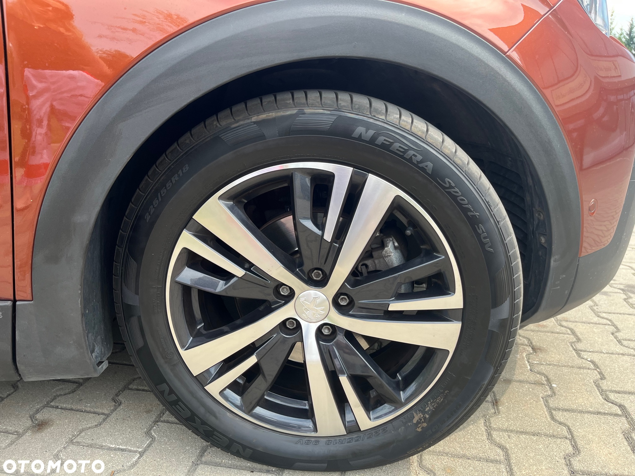 Peugeot 3008 1.2 PureTech Allure S&S EAT6 - 18