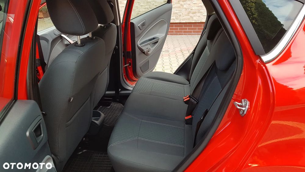 Ford Fiesta 1.25 Titanium - 28