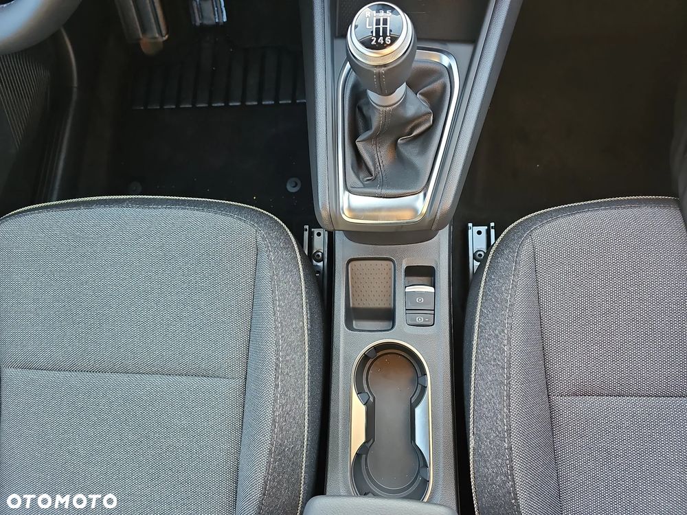 Renault Captur - 19