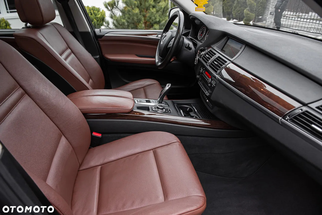 BMW X5 3.5i xDrive - 32