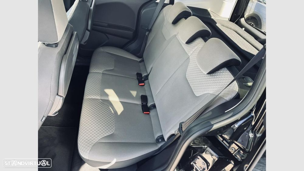 Ford Tourneo Courier 1.0 EcoBoost Titanium - 11