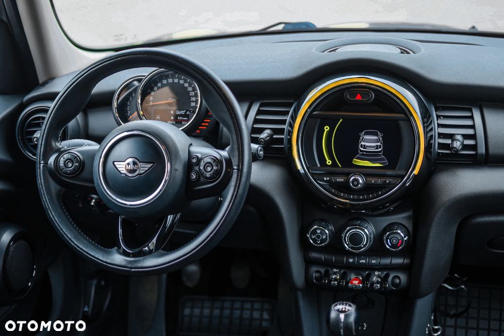 MINI ONE - 10