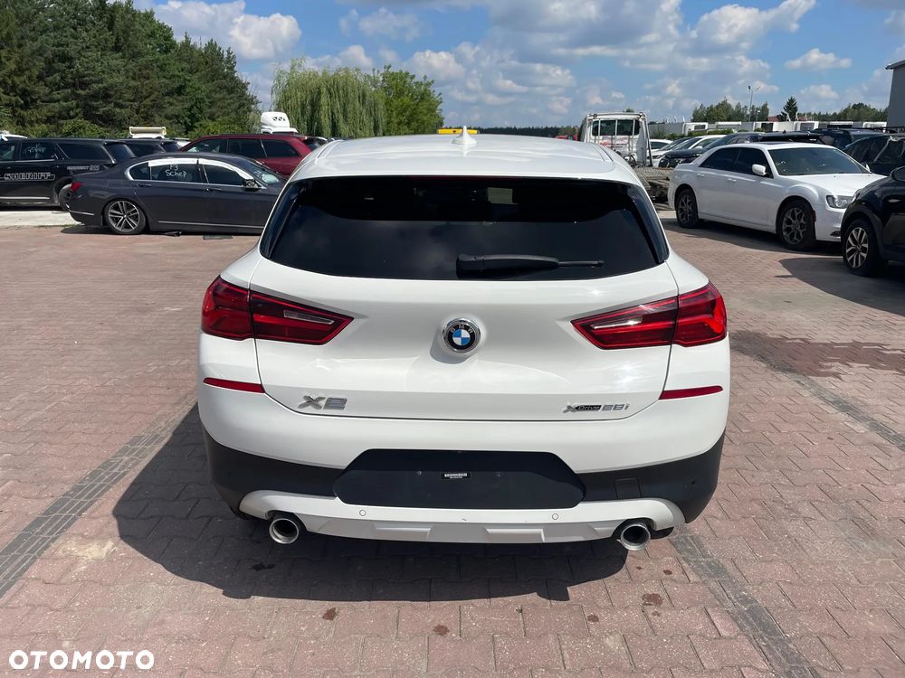 BMW X2 - 6