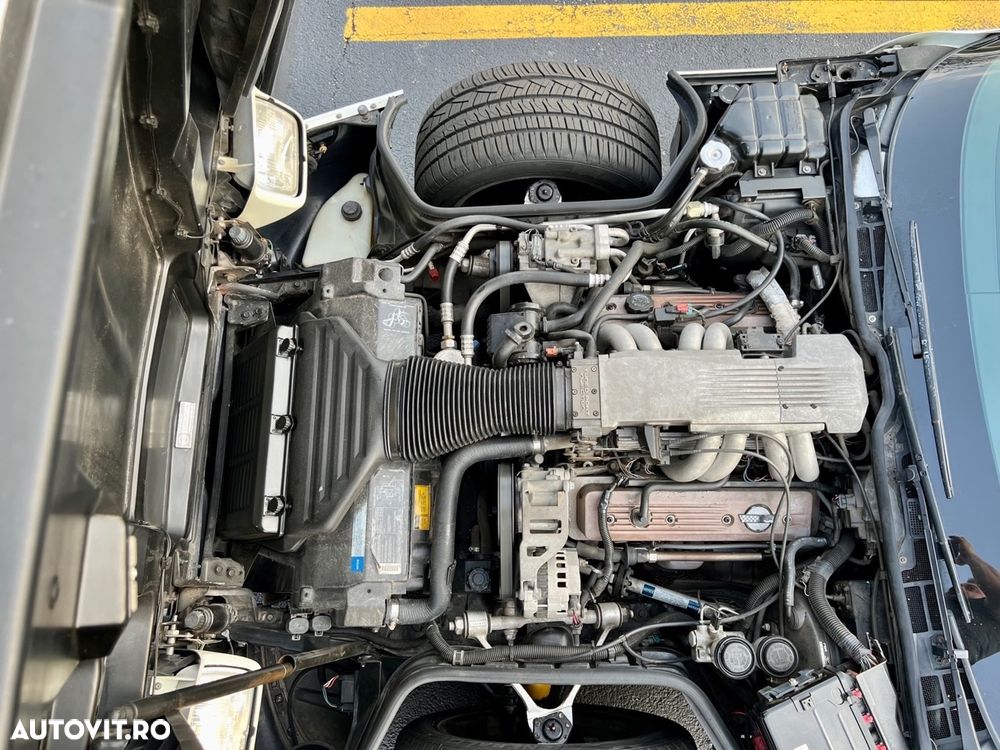 Chevrolet Corvette - 29