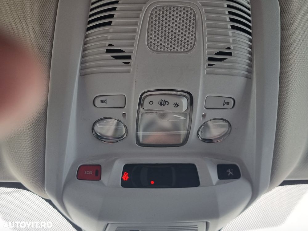 Peugeot 3008 1.5 BlueHDI 130 EAT8 Allure Pack - 23