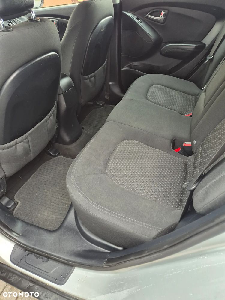 Hyundai ix35 1.7 CRDi Premium 2WD - 11