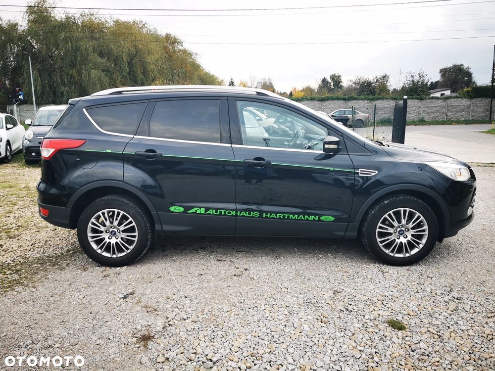 Ford Kuga 1.6 EcoBoost 2x4 Titanium - 6