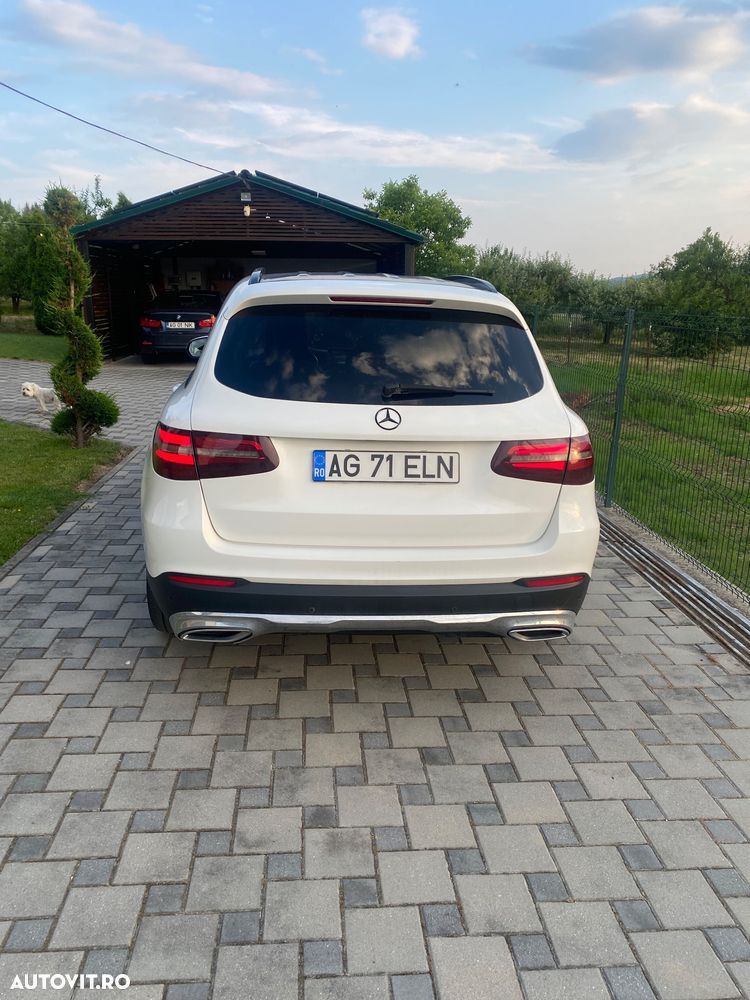 Mercedes-Benz GLC - 11