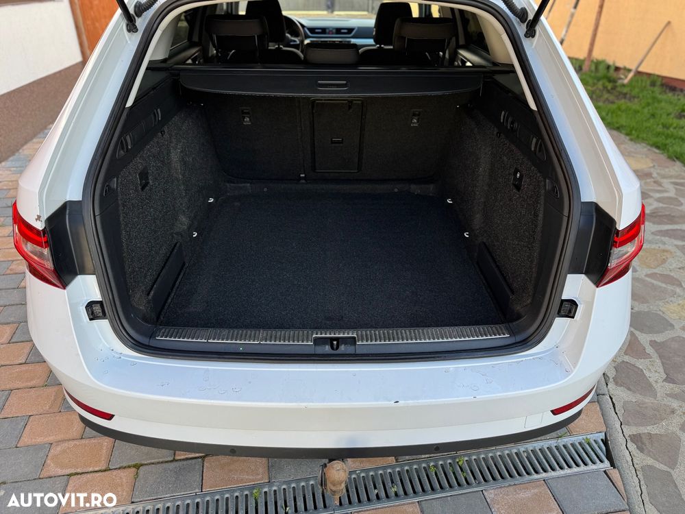 Skoda Superb 2.0 TDI DSG Active - 3