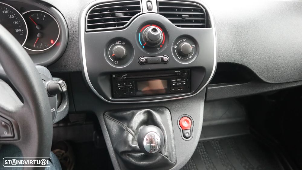 Renault Kangoo 1.5 dCi 95 Longa 3 lug - 15