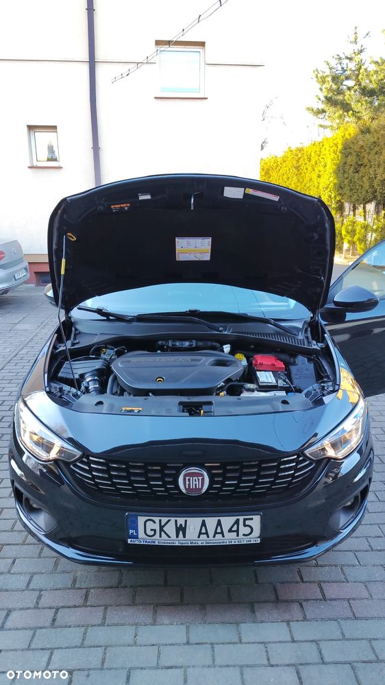 Fiat Tipo 1.6 MultiJet DCT Lounge - 23