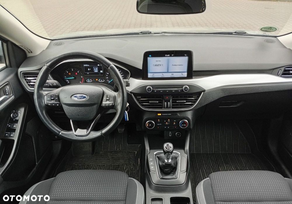 Ford Focus - 22