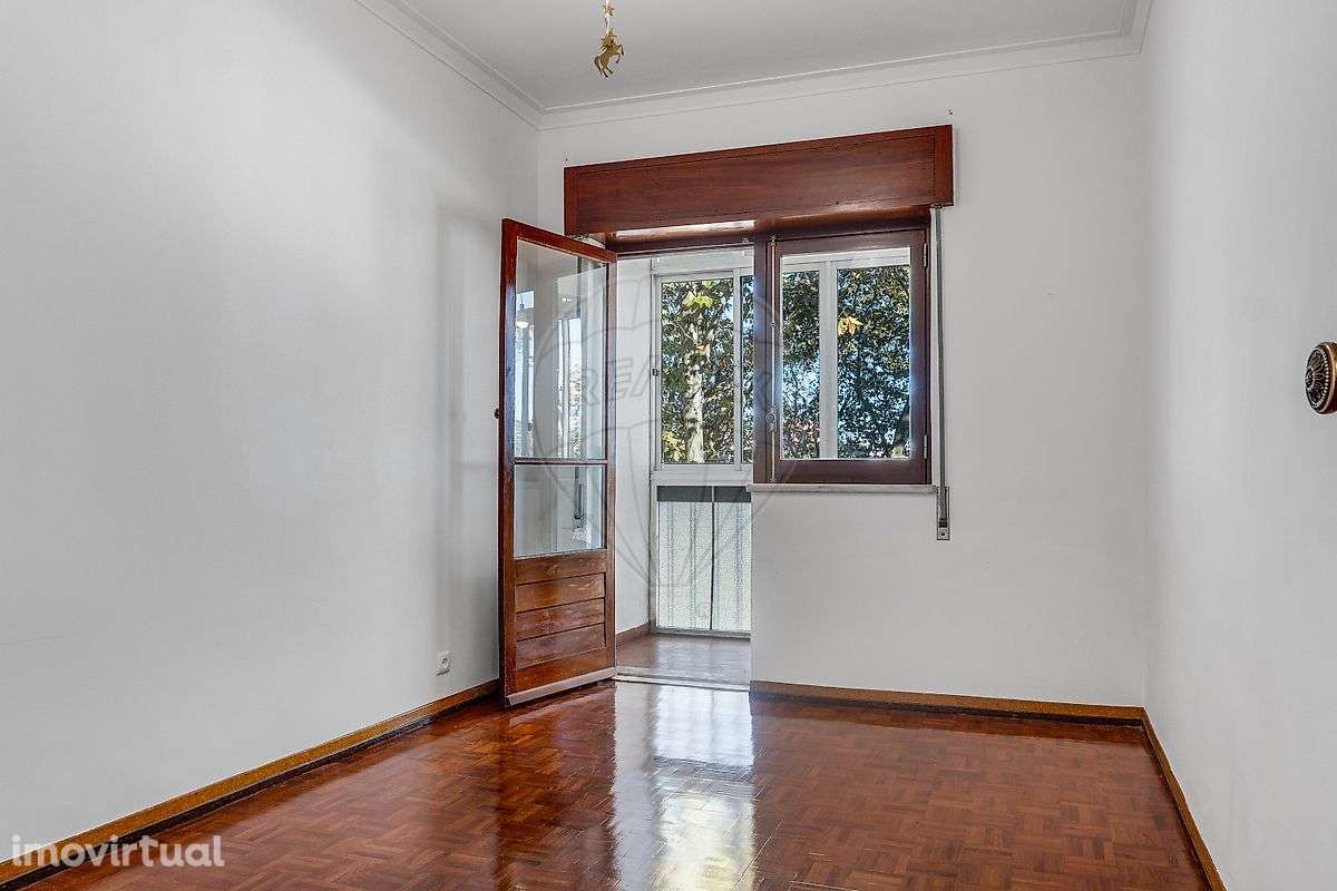 Apartamento T2 para arrendamento - Grande imagem: 2/14