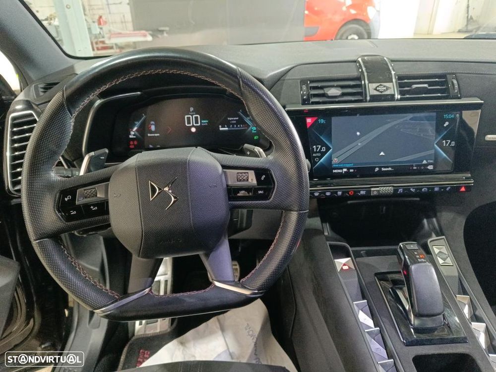 DS DS7 Crossback E-Tense Performance Line EAT8 - 7