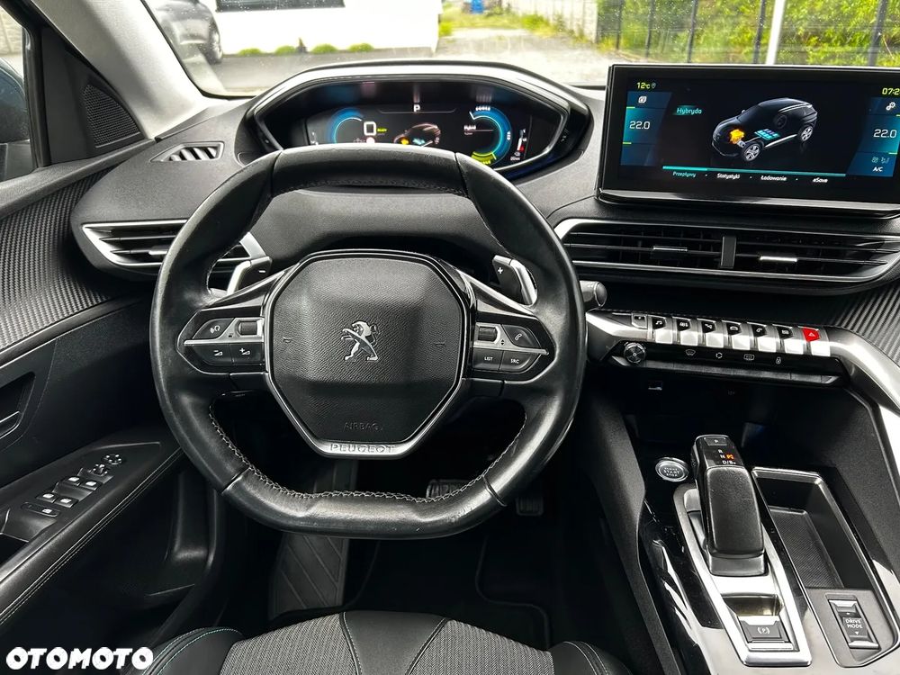 Peugeot 3008 225 e-EAT8 Allure - 23