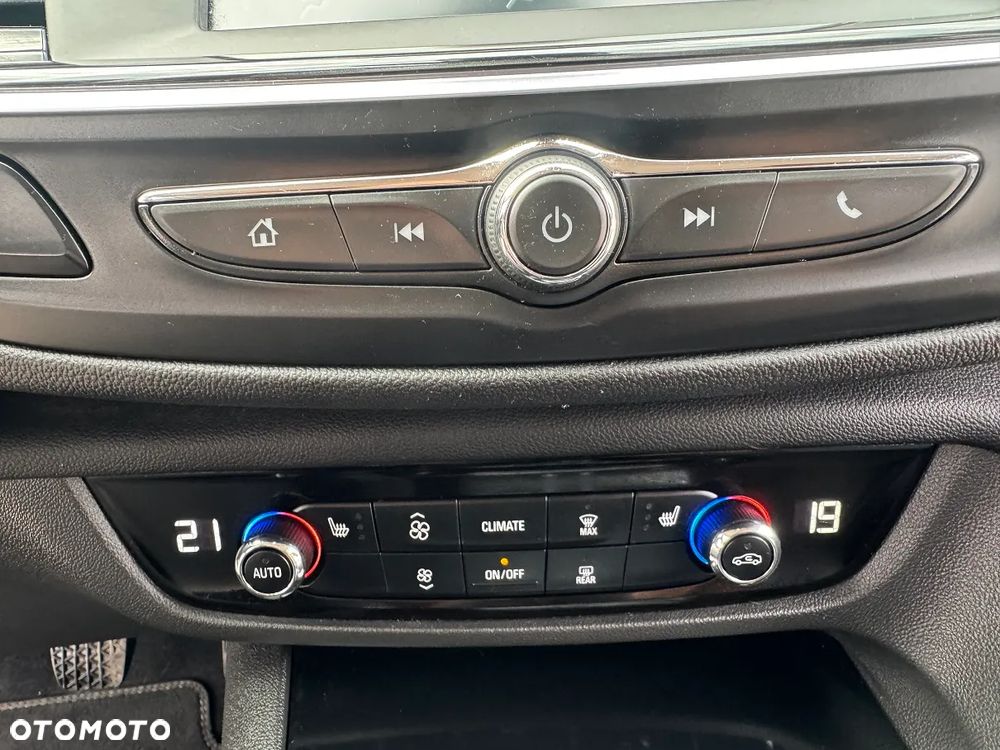 Opel Insignia - 34