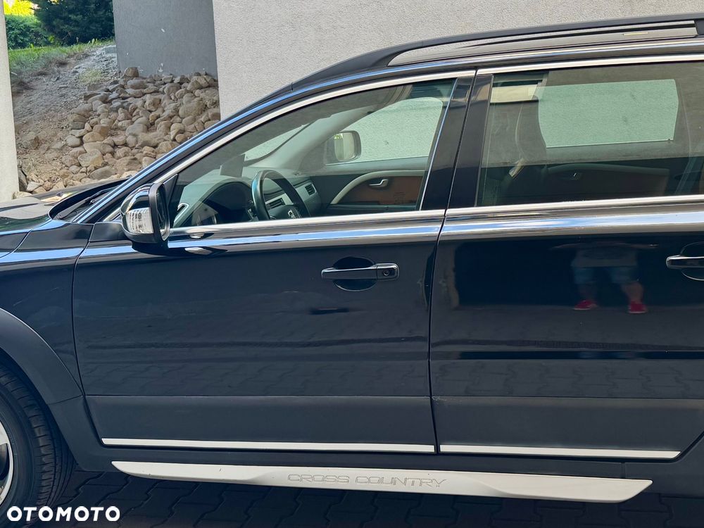 Volvo XC 70 - 13