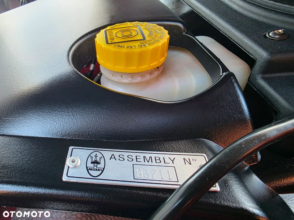 Maserati GranTurismo S Automat - 35