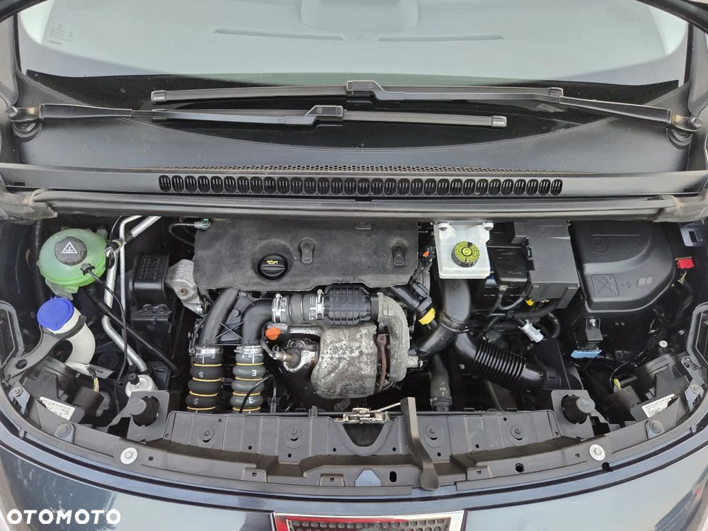 Peugeot 3008 HDi 115 Allure - 29