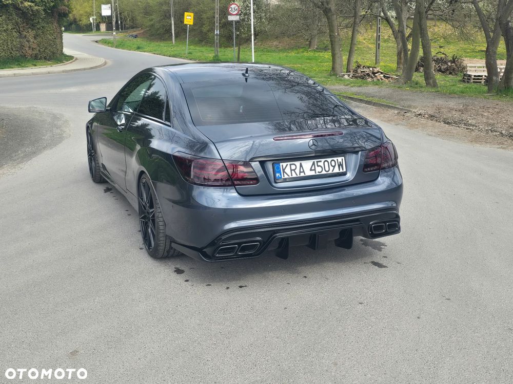 Mercedes-Benz Klasa E - 8